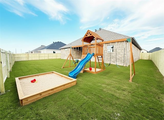 2405 Salmon Street, Pea Ridge, AR 72751