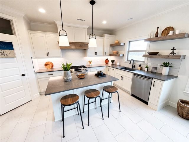 2405 Salmon Street, Pea Ridge, AR 72751