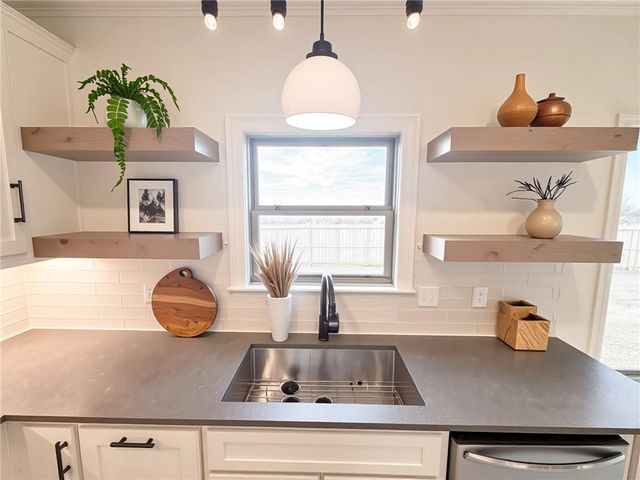 2405 Salmon Street, Pea Ridge, AR 72751