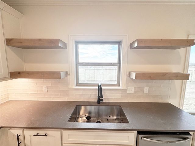 2405 Salmon Street, Pea Ridge, AR 72751