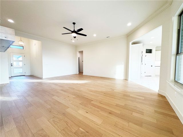 2405 Salmon Street, Pea Ridge, AR 72751