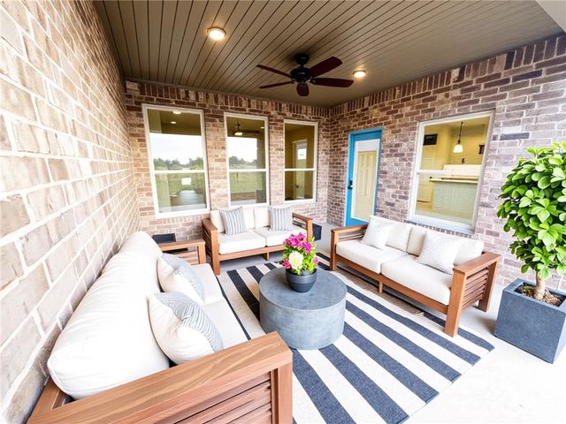 2405 Salmon Street, Pea Ridge, AR 72751