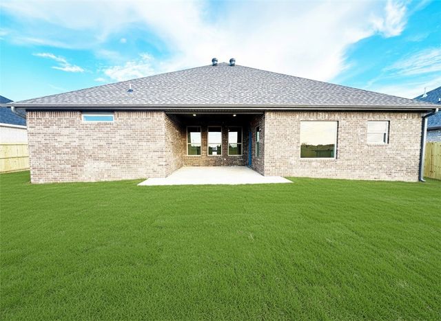 2405 Salmon Street, Pea Ridge, AR 72751