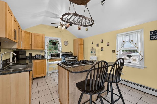 98 Parker St, New Bedford, MA 02740