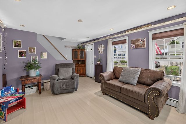 98 Parker St, New Bedford, MA 02740
