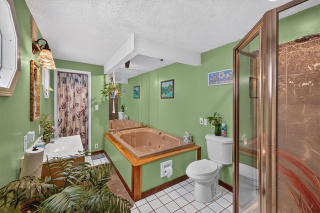 98 Parker St, New Bedford, MA 02740