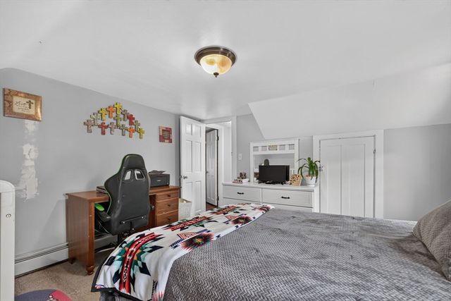 98 Parker St, New Bedford, MA 02740