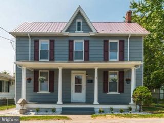 827 MARYLAND AVE, Martinsburg, WV 25401