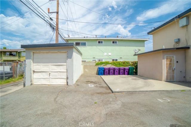 1071 Olive, Long Beach, CA 90813