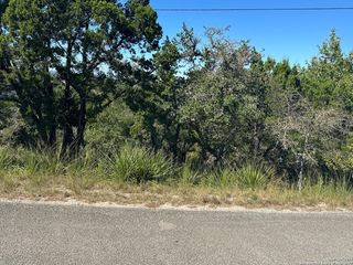 605 Ledgeview, Canyon Lake, TX 78133