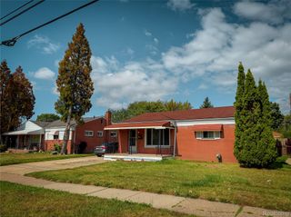 4801 E 13 Mile Road, Warren, MI 48092