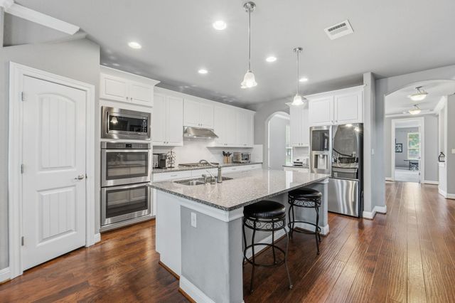 4229 Valley Oaks DR, Leander, TX 78641