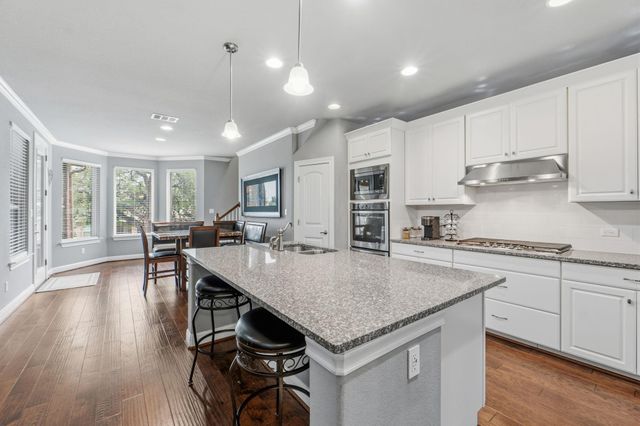 4229 Valley Oaks DR, Leander, TX 78641