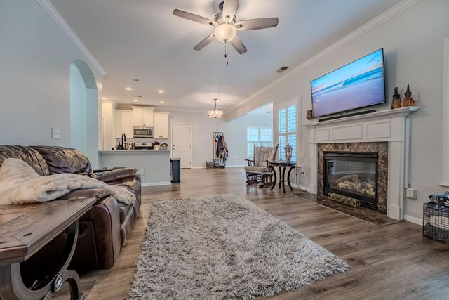 1905 Bristle Pine Court, Mount Pleasant, SC 29466