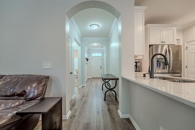 1905 Bristle Pine Court, Mount Pleasant, SC 29466