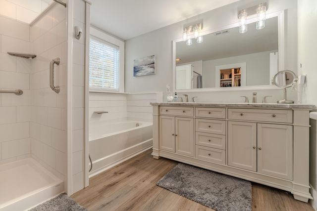 1905 Bristle Pine Court, Mount Pleasant, SC 29466