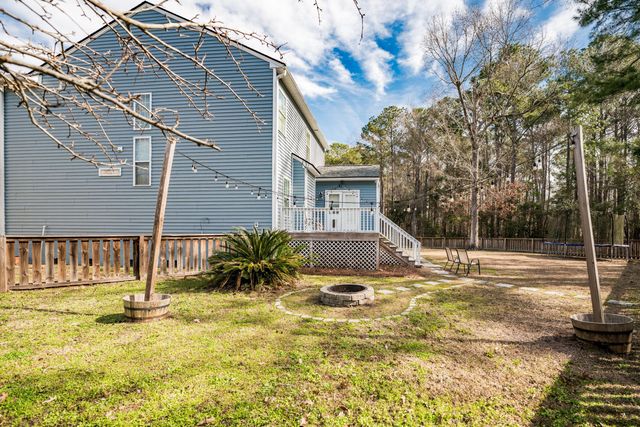 1905 Bristle Pine Court, Mount Pleasant, SC 29466