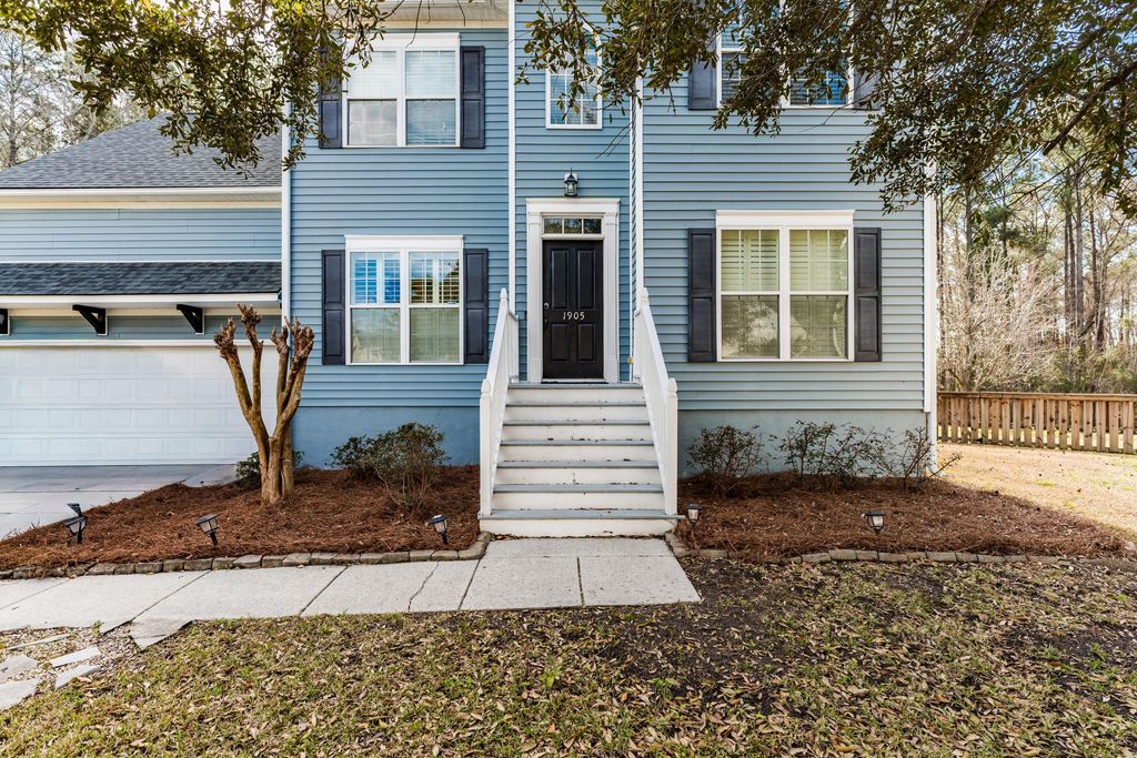 1905 Bristle Pine Court, Mount Pleasant, SC 29466