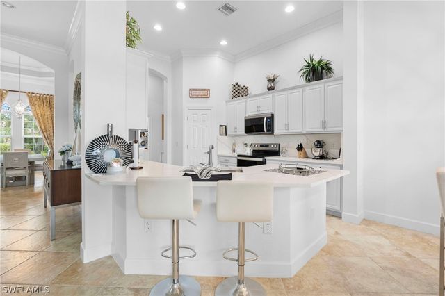 8095 Piedmont DR, Naples, FL 34104