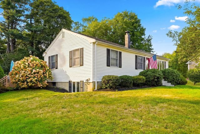 4 Orchard Dr, North Reading, MA 01864