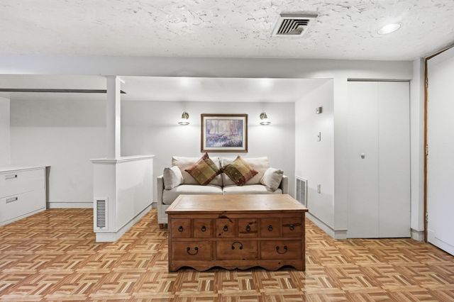 4 Orchard Dr, North Reading, MA 01864