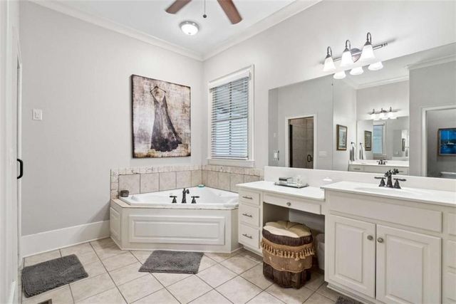 807 Clubside Court, Monroe, GA 30655