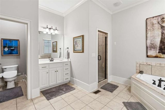 807 Clubside Court, Monroe, GA 30655
