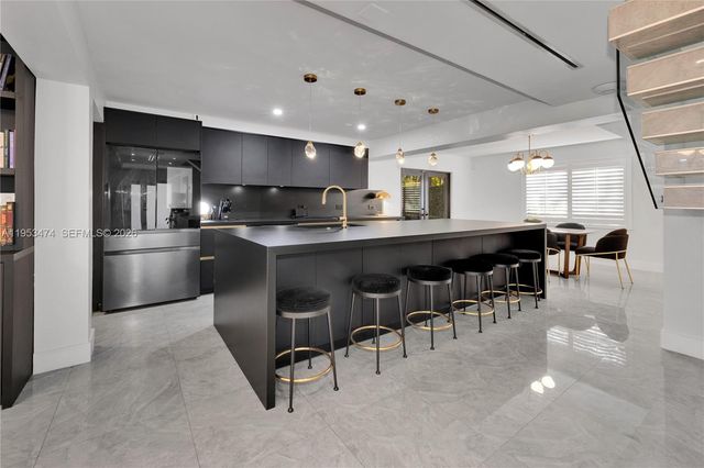 1117 Alberca St, Coral Gables, FL 33134