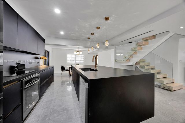 1117 Alberca St, Coral Gables, FL 33134