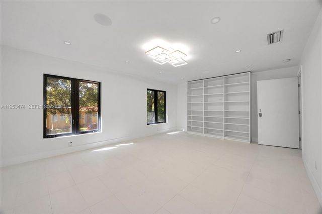 1117 Alberca St, Coral Gables, FL 33134