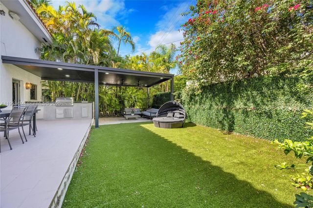 1117 Alberca St, Coral Gables, FL 33134