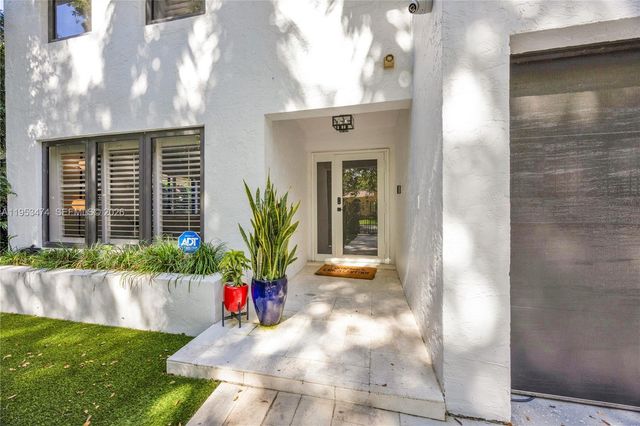 1117 Alberca St, Coral Gables, FL 33134