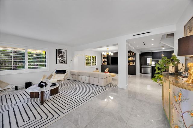 1117 Alberca St, Coral Gables, FL 33134