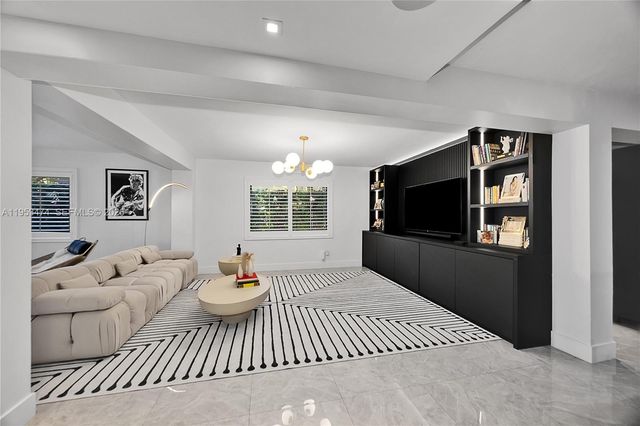 1117 Alberca St, Coral Gables, FL 33134