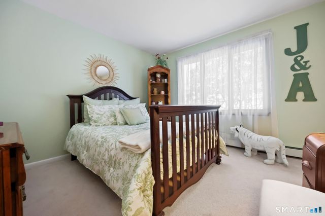 15 Glenarden Road, Trumbull, CT 06611