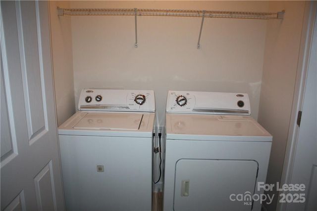 13316 Calloway Glen Drive, Charlotte, NC 28273