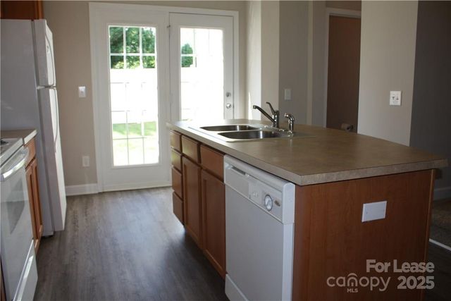 13316 Calloway Glen Drive, Charlotte, NC 28273