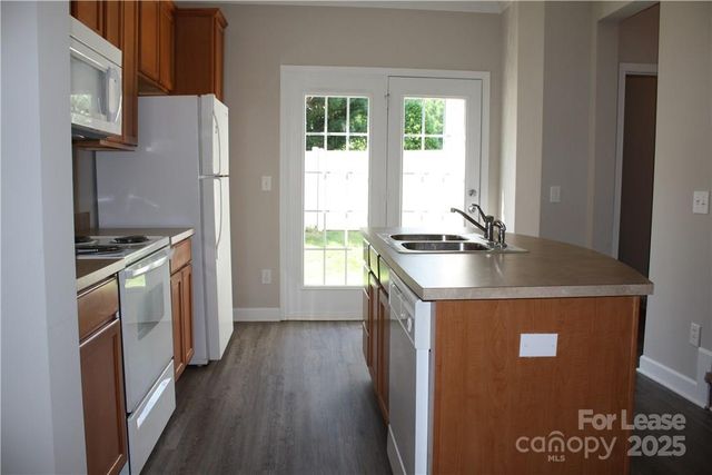 13316 Calloway Glen Drive, Charlotte, NC 28273