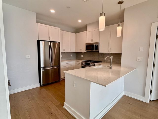 65 Washington Street 502, Salem, MA 01970