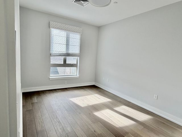 65 Washington Street 502, Salem, MA 01970