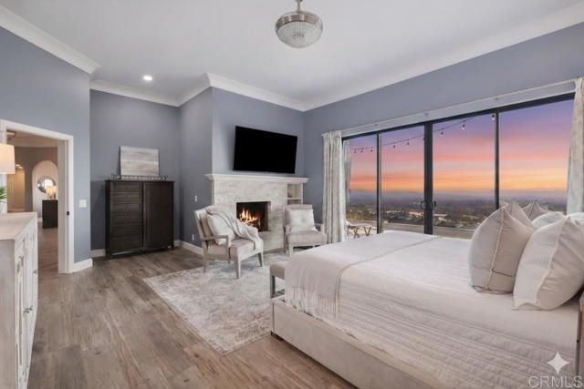 1966 Las Lomas, Vista, CA 92084