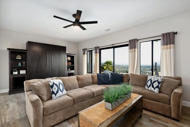 1966 Las Lomas, Vista, CA 92084