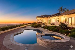 1966 Las Lomas, Vista, CA 92084