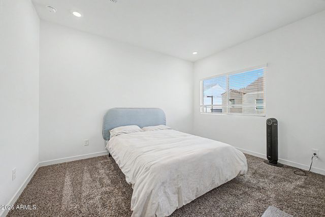 2162 W HARMONT Drive, Phoenix, AZ 85021