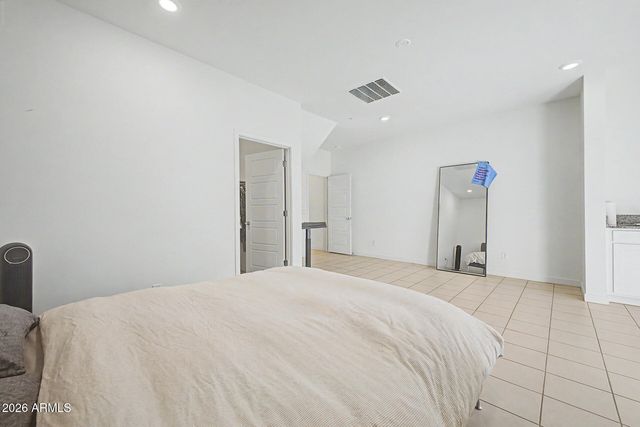 2162 W HARMONT Drive, Phoenix, AZ 85021