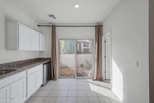 2162 W HARMONT Drive, Phoenix, AZ 85021