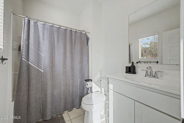 2162 W HARMONT Drive, Phoenix, AZ 85021