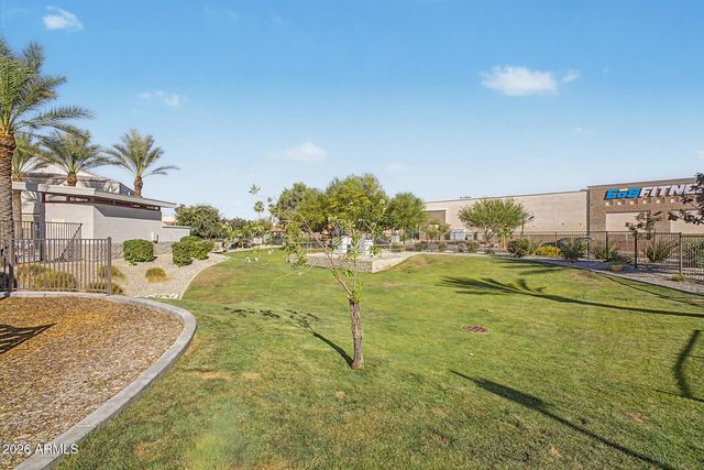 2162 W HARMONT Drive, Phoenix, AZ 85021