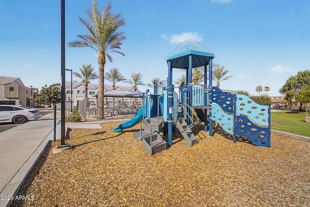 2162 W HARMONT Drive, Phoenix, AZ 85021