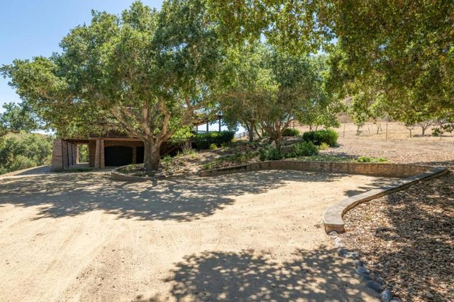 10265 Calle De Robles, Carmel Valley, CA 93923